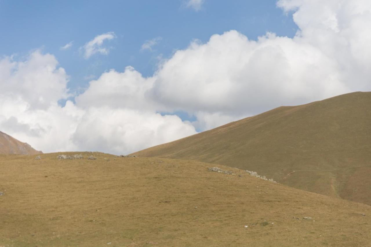 Atrium New Gudauri By Gudauri Travelアパートホテル エクステリア 写真
